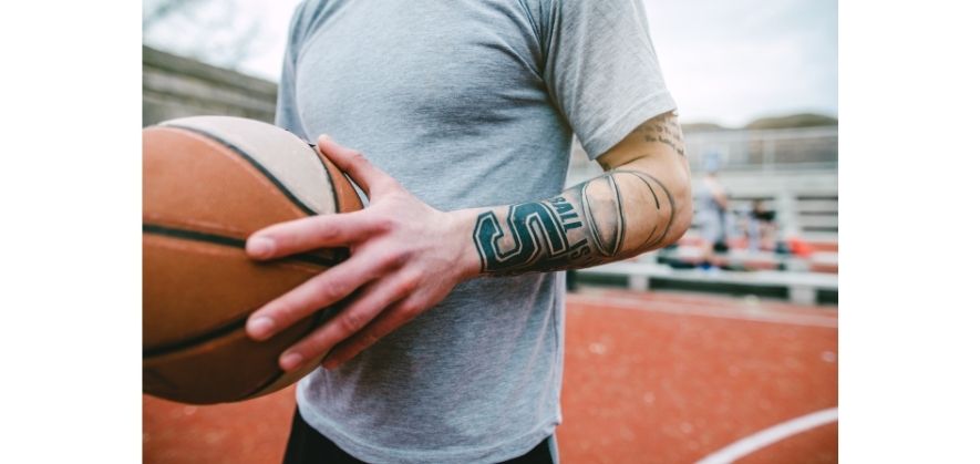 why basketball players wear sleeves - to cover up tattoos